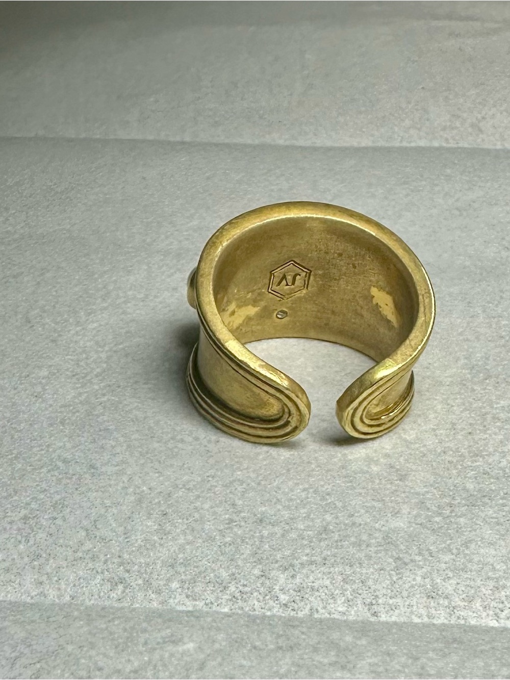 Authentic Julie Vos Statement Ring with 3 beautiful stones - Picture 4 of 4